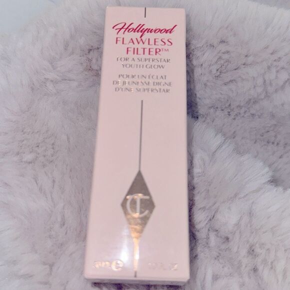 NIB 49.00 
Charlotte Tilbury Hollywood Flawless Filter 8 Deep - Picture 3 of 3
